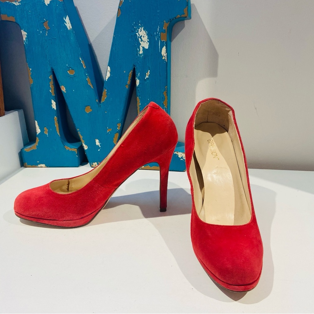 Elegant Red High Heels by Expression sz 8